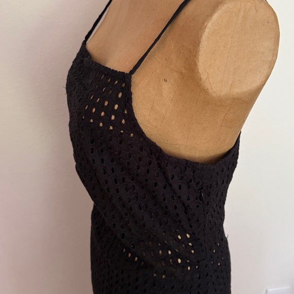 Walter Baker sz 8 Elegant perforated Black 100% cotton Dress lined great cond - Picture 8 of 11